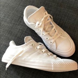 White Leather Chuck Taylor Madison Ox